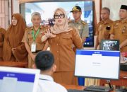 Bupati Barru Lakukan Monitoring Ujian Sekolah di SMP Negeri 1 dan 2 Barru