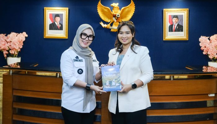 Bupati Barru: ‘Singgah di Barru’ Bukan Sekadar Slogan, Ekonomi Naik dan Kota Kini Terang